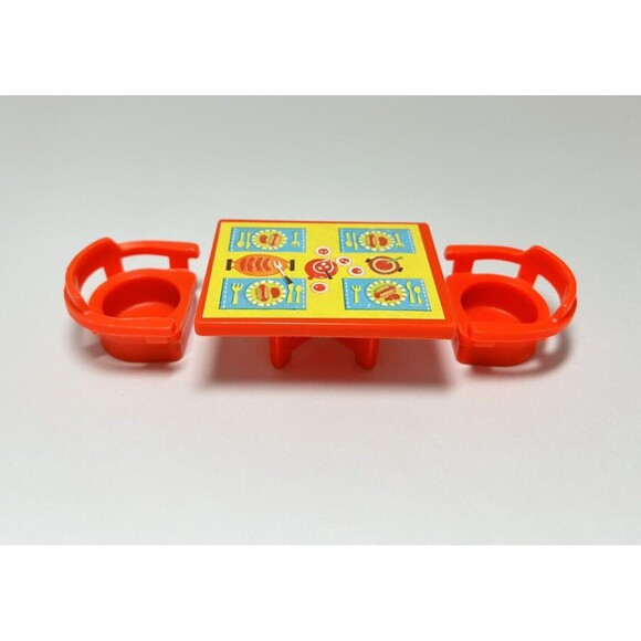 Fisher Price Little People Family Camper Red Table And Chairs #994 Lot Of 3 - Picture 1 of 9